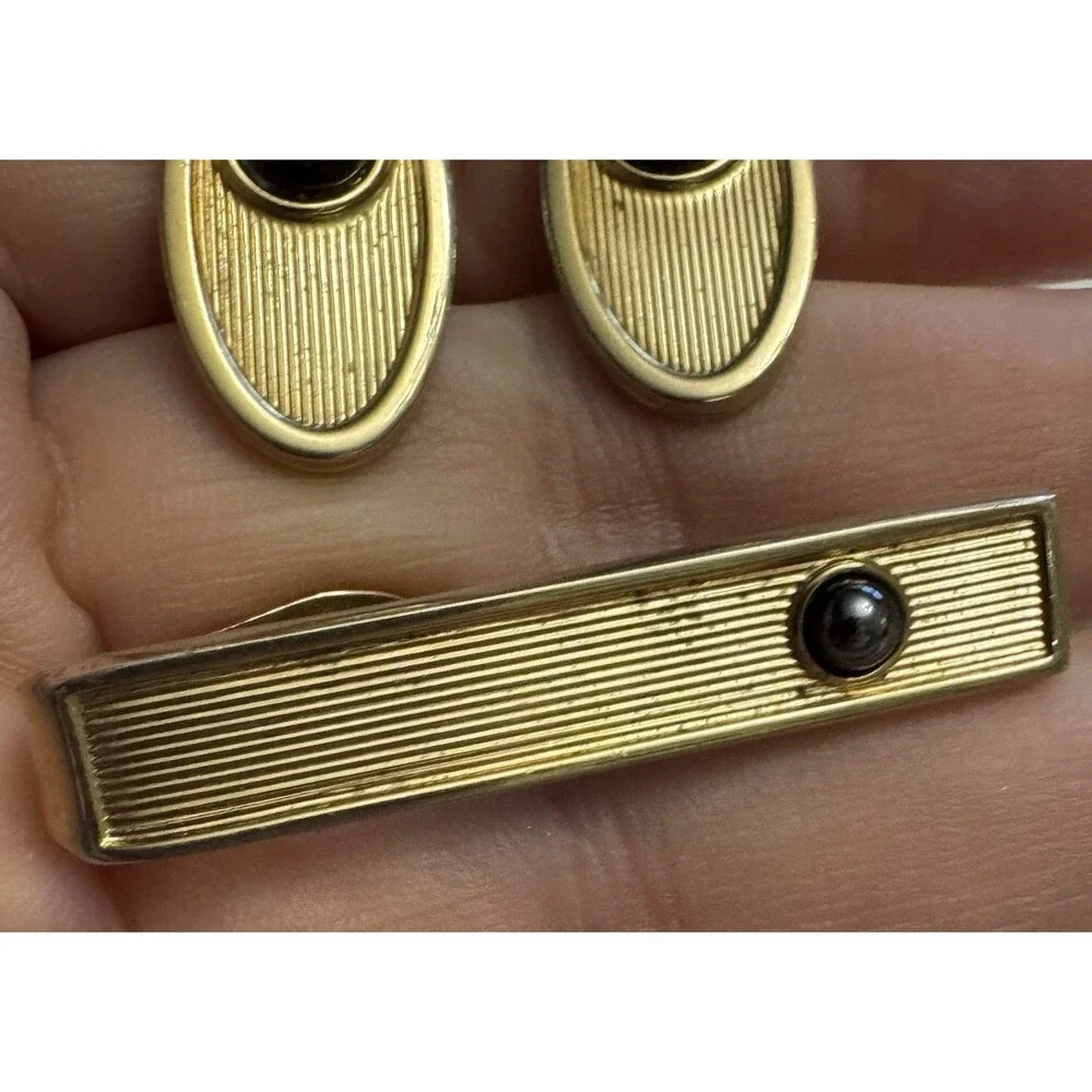 Signed Shields Vintage Gold Tone Cufflinks and Tie Bar Set with Black Onyx Accen